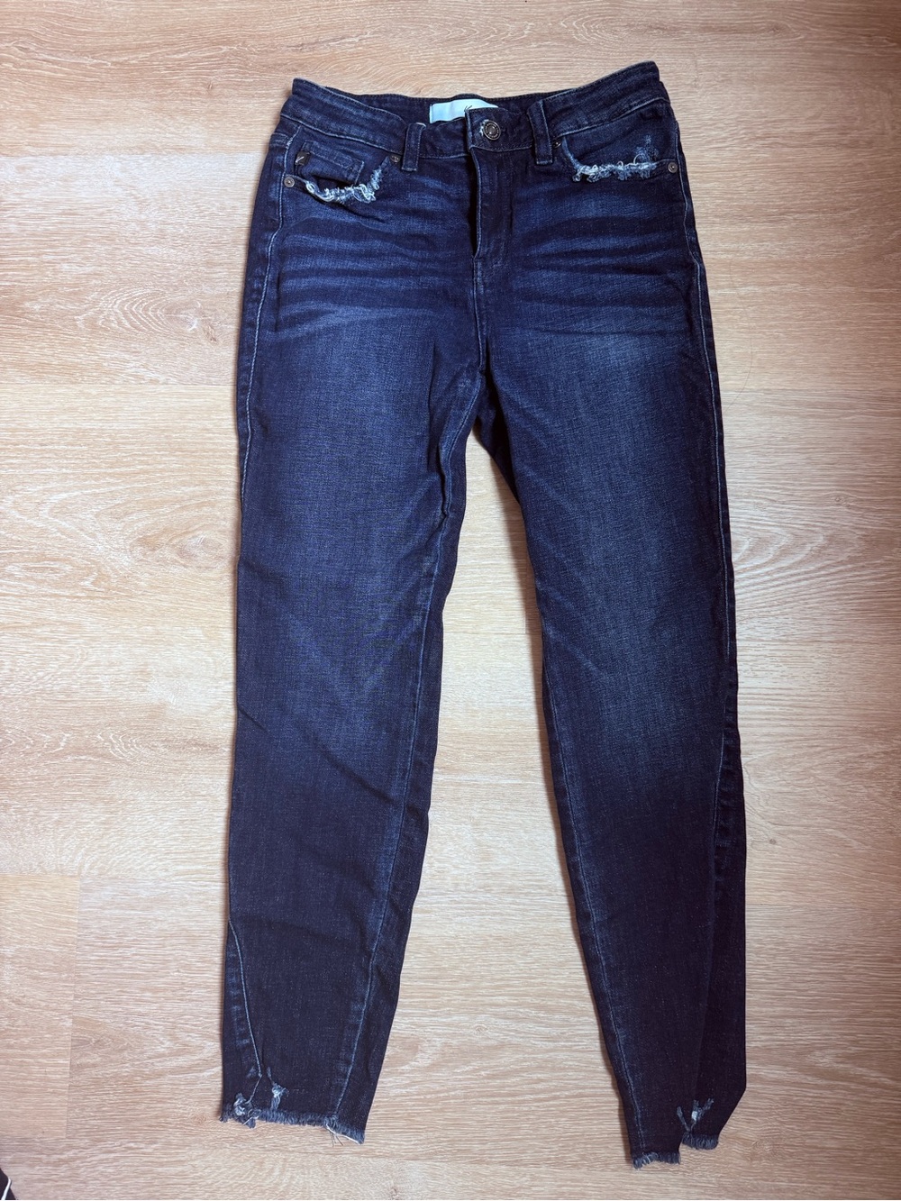 KanCan skinny jeans size 27
